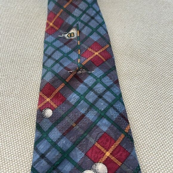 Plaid Men's Tie with Golf Motif - Picture 3 of 4